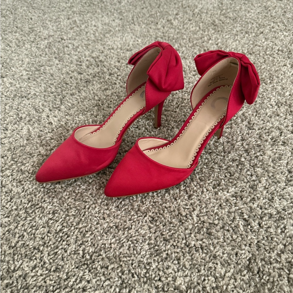 Red Bow Heels